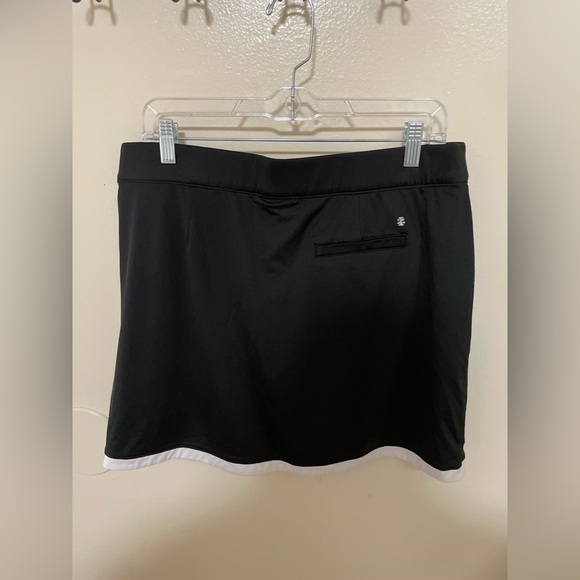 ✨Women’s Izod Golf Skort Size L - Picture 6 of 7
